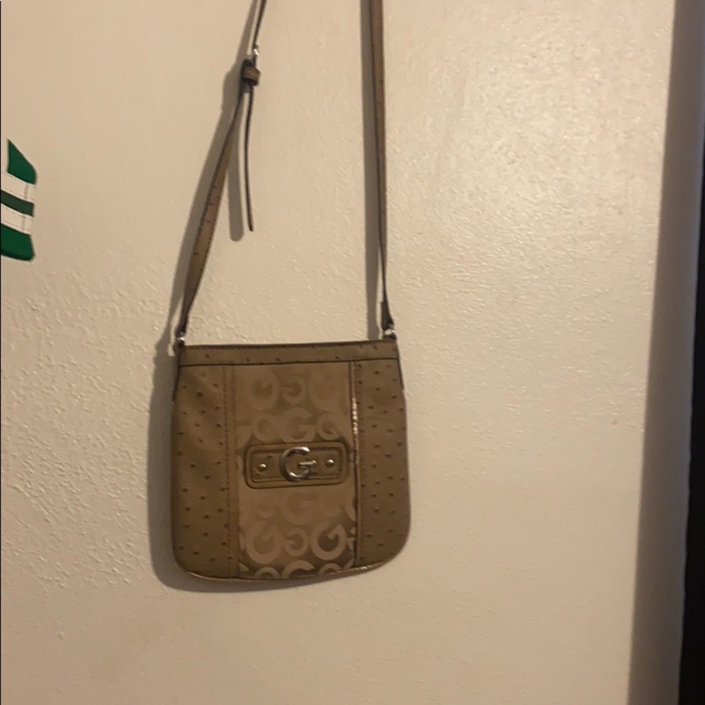 guess crossbody bag